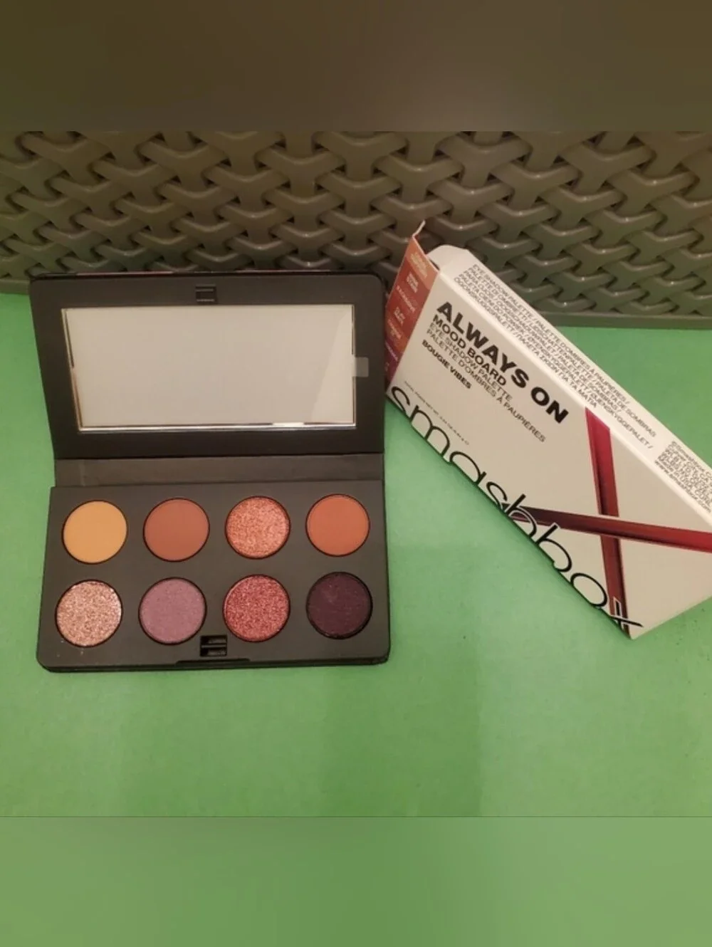 Smashbox Rose & Plum 8-Color Eyeshadow Palette NEW
